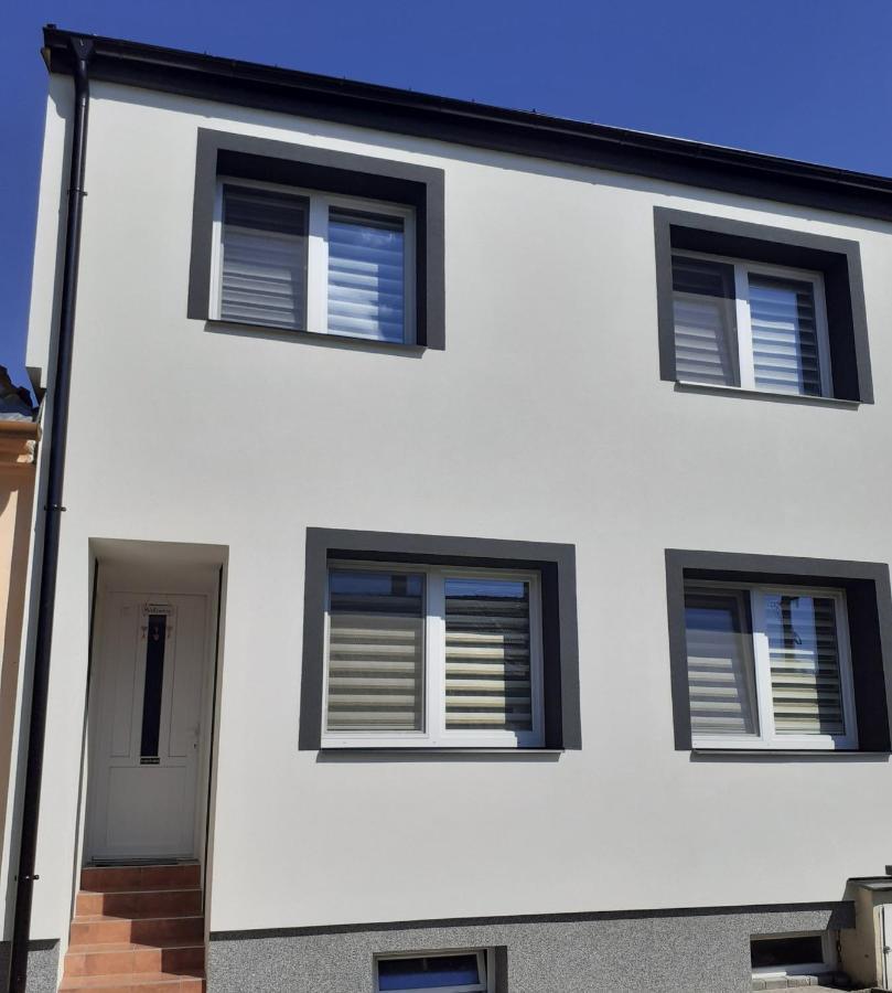 Apartmán LauMar 3 Bzenec Exterior foto